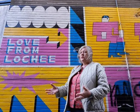 Lochee Refuses Elon Musk's Provocations, Upholding Community Spirit Instead