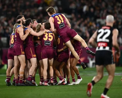 Brisbane Demolish Collingwood to Earn Championship Clash Against The Cats